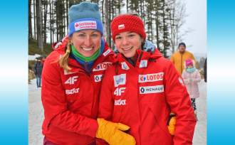 Eliza Rucka w towarzystwie Justyny Kowalczyk (foto: Archiwum GOK)