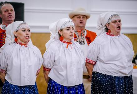 Uczestnicy Świątecznego Spotkania dla Seniorów w Koniakowie fot. M.Kuźma