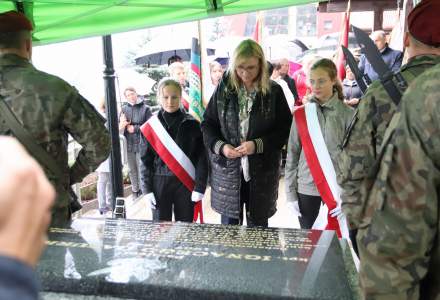 Uroczystość odsłonięcia tablicy kpt. Ignacego Gazurka