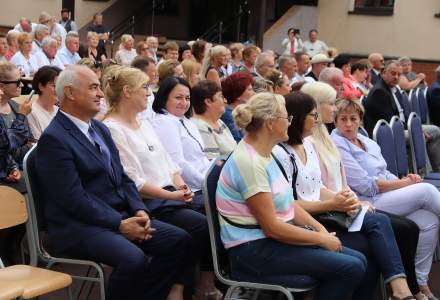 Uroczystość poświęcenia sztandaru