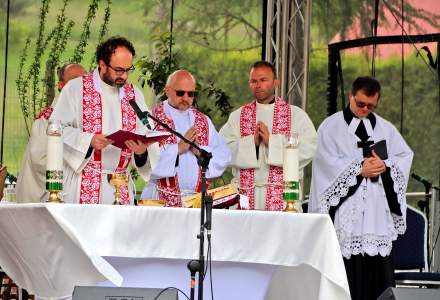 Uroczystość poświęcenia sztandaru