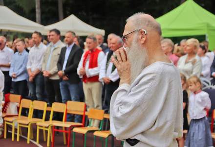 Uroczystość poświęcenia sztandaru