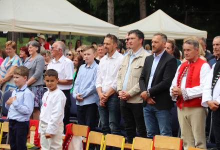 Uroczystość poświęcenia sztandaru