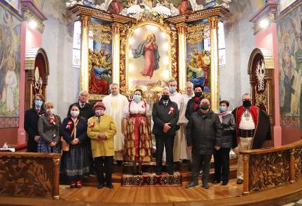 Msza święta za Ojczyznę w kościele Dobrego Pasterza w Istebnej Centrum