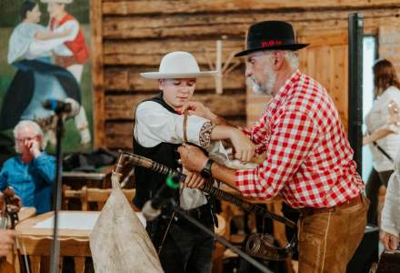 Potańcówka  „U Ujca” fot. Jakub Matuszny