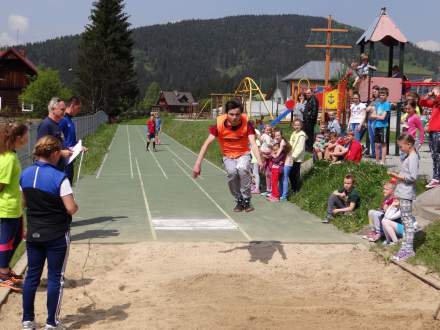Sportowa rywalizacja szkół Istebna - Ćierne