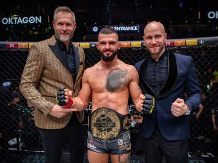 Mateusz z właścicielami Octagon