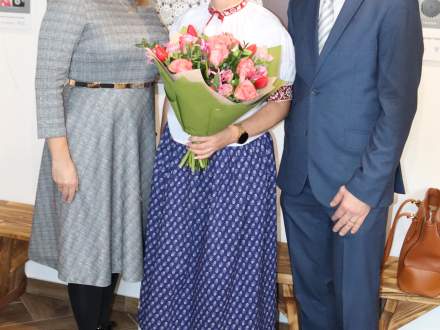 Laureatka z Panią Wójt i Zastępną Wójta