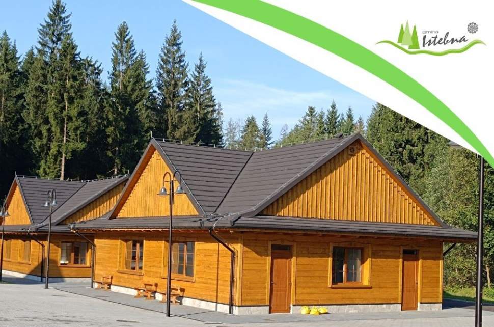 Pawilony handlowe przy Amfiteatrze pod skocznią